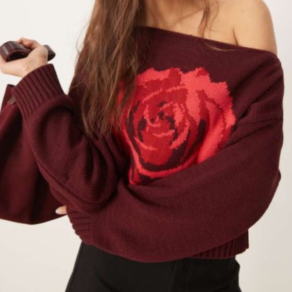 NWOT Miss Selfridge off the shoulder slouchy knit rose sweater - Picture 4 of 16